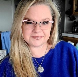 Meet your Posher, Melanie